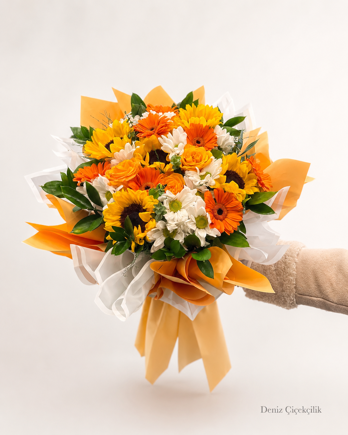 Güneş Işığı Turuncu Ayçiçeği ve Gerbera Buketi