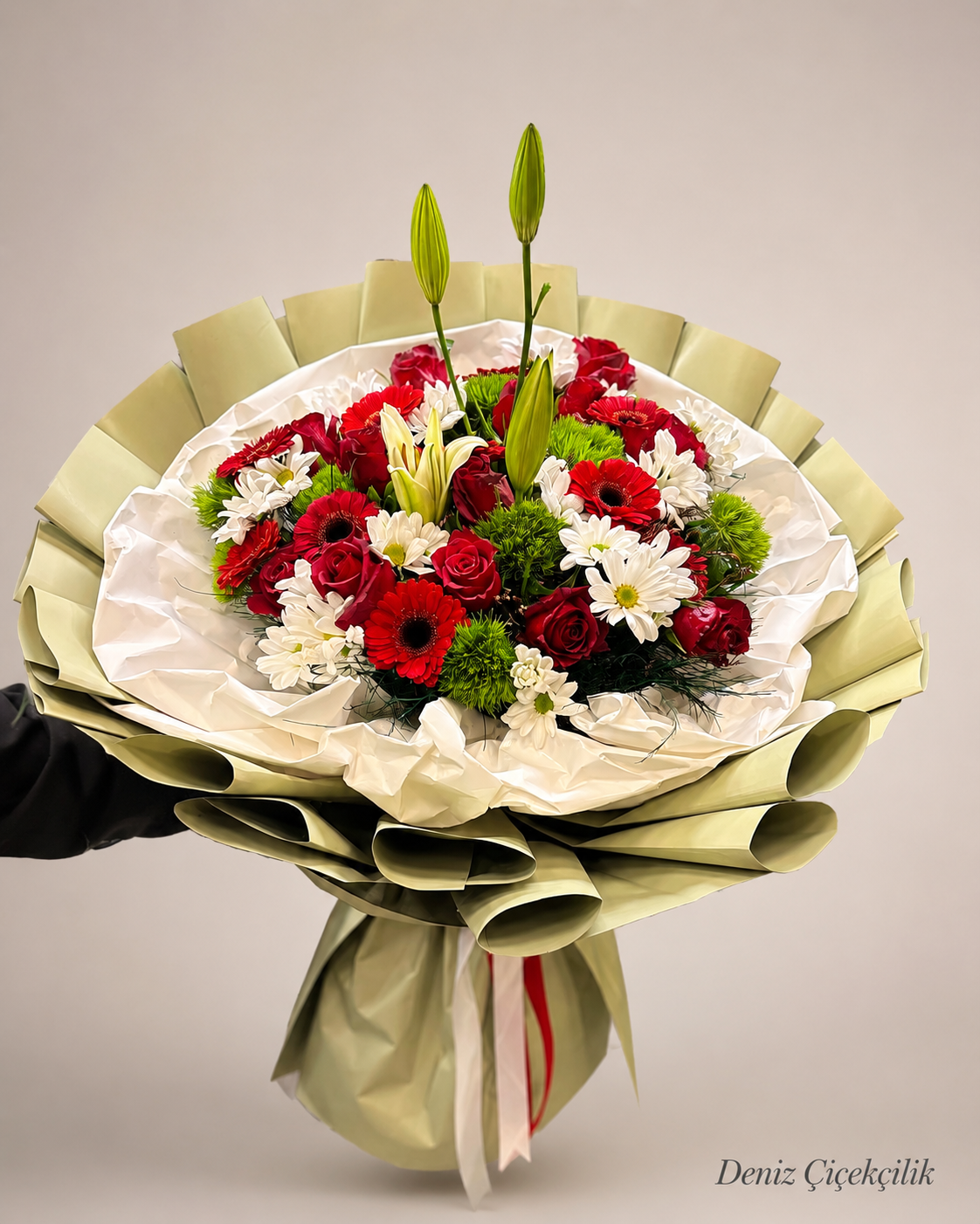 Kırmızı Tutku Lilyum ve Gerbera Buketi